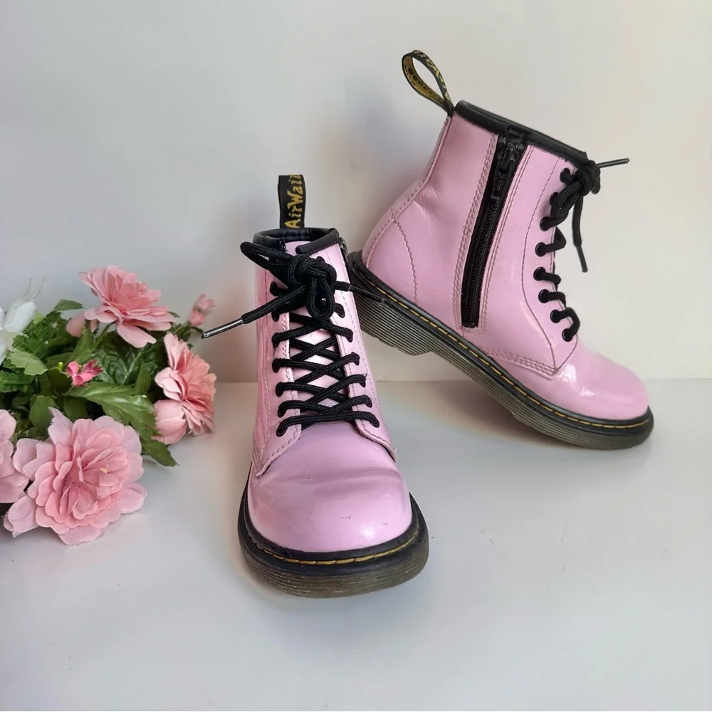 Dr. Martens Lamper 1460J Light Pink Patent Leather Lace Up- Side Zip Girl Boots